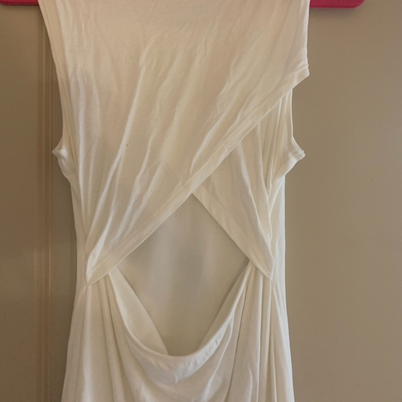 White cut out dress size medium - Picture 2 of 4